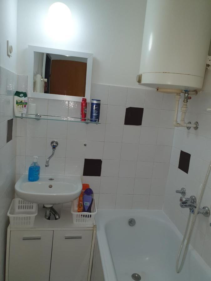 Studio Apartman Bf Slavonski Brod Exterior photo