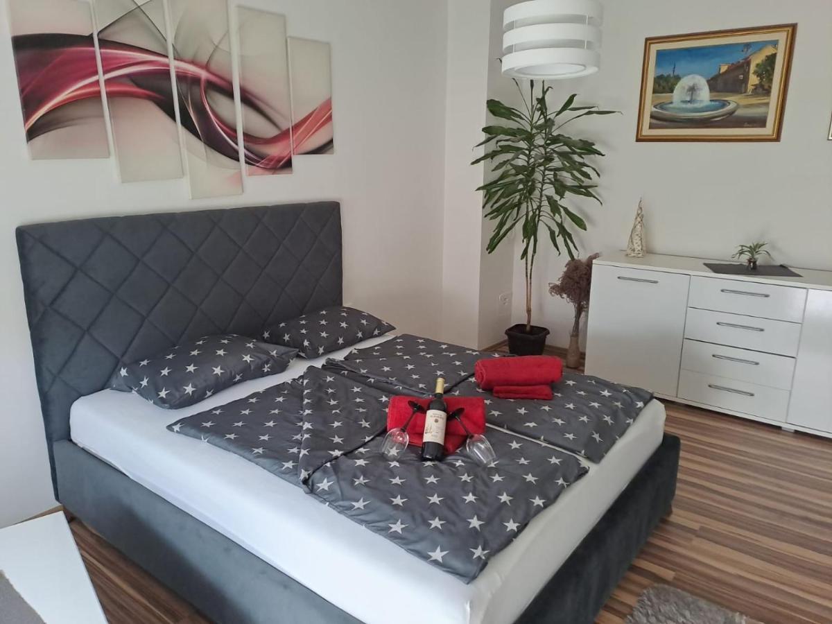 Studio Apartman Bf Slavonski Brod Exterior photo
